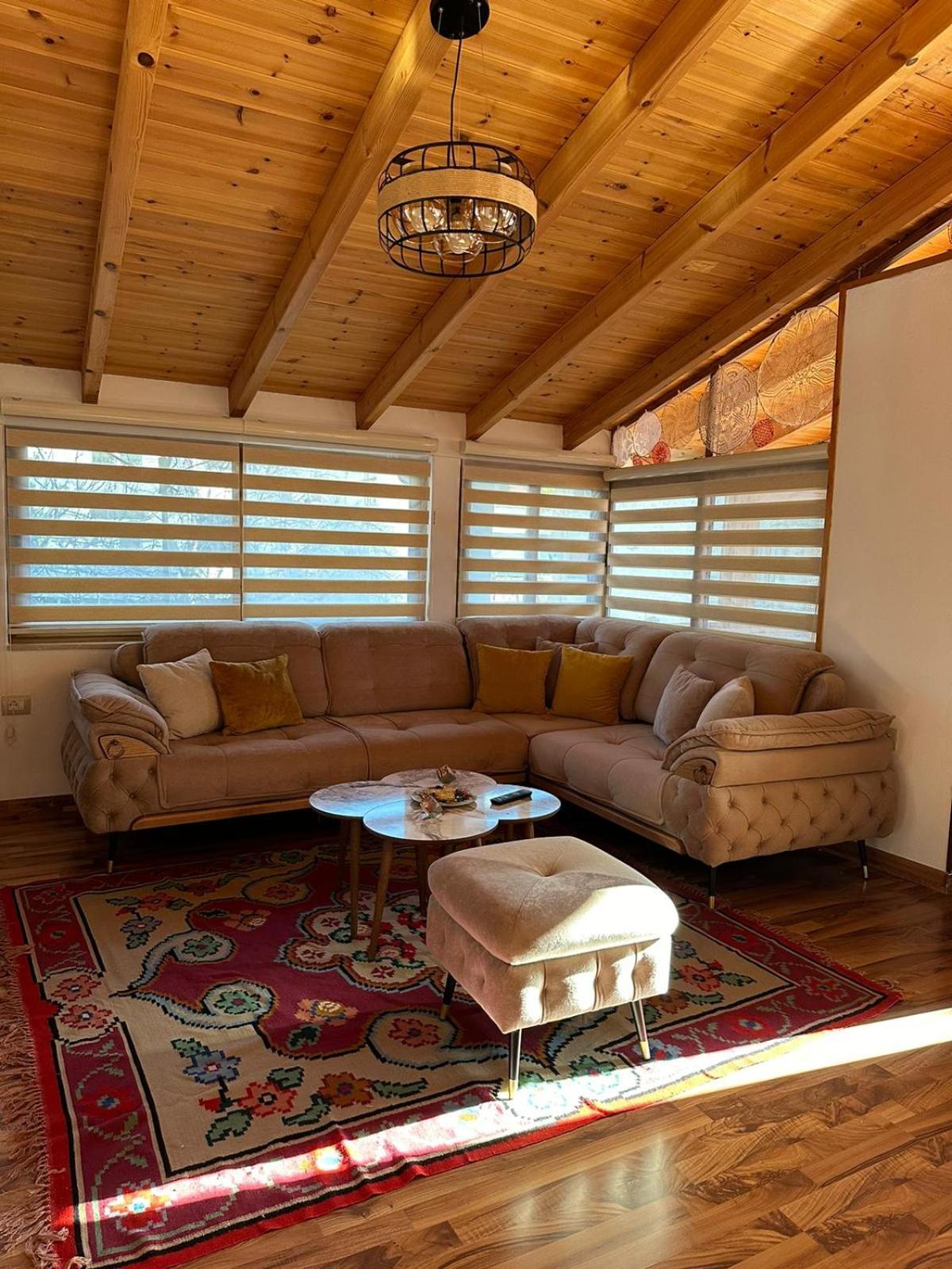 Alimeti Guesthouse Berat Luaran gambar
