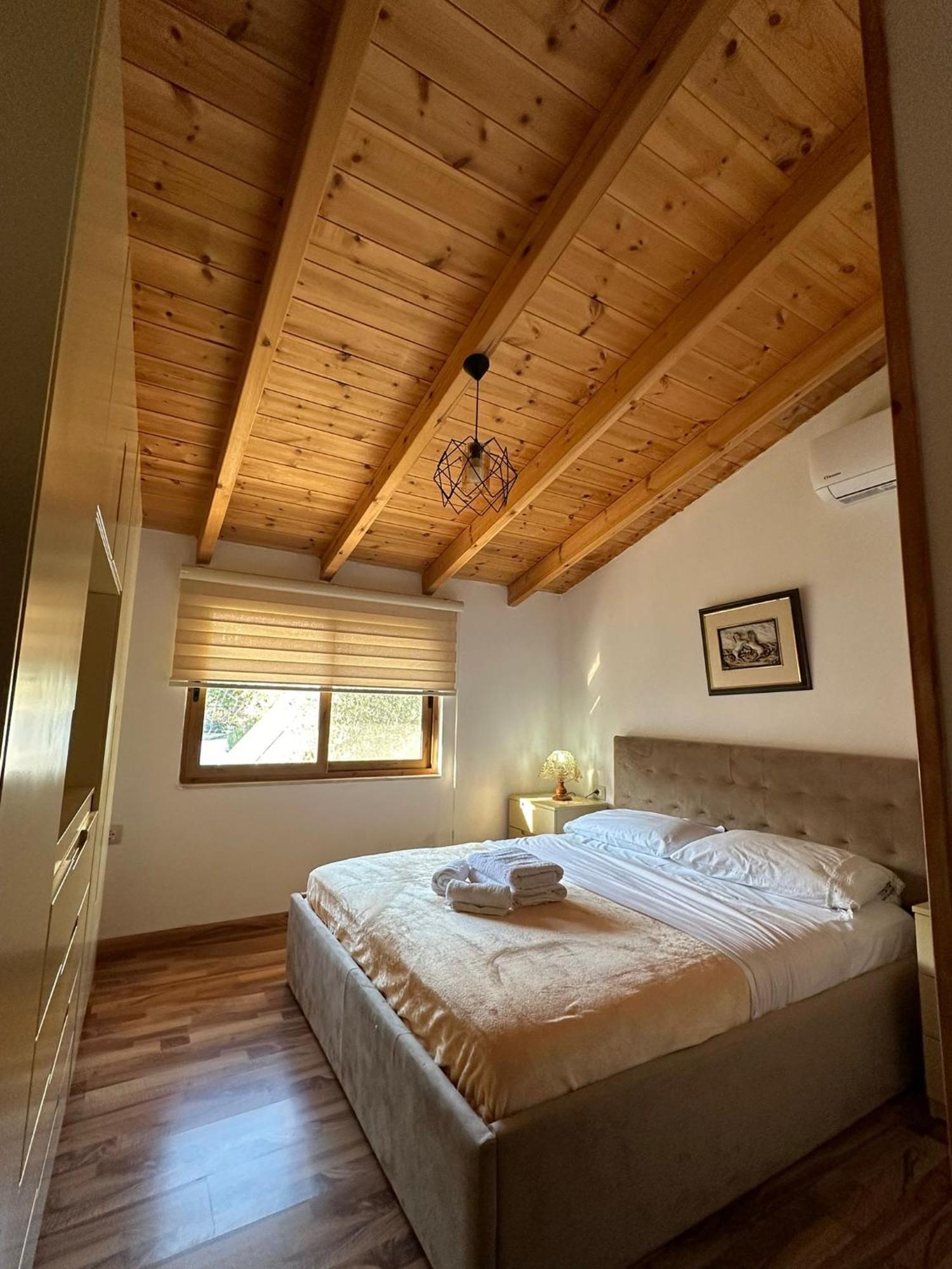 Alimeti Guesthouse Berat Luaran gambar